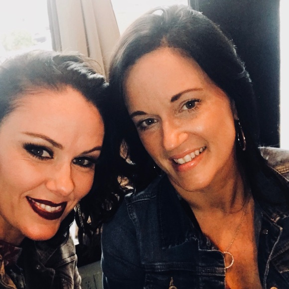 Meet your Posher, Amy - Picture 2 of 3